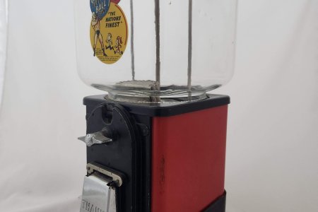 VICTOR TOPPER GUMBALL MACHINE