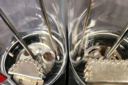 VICTOR TOPPER TWIN "FAT CYLINDER" VENDORS 