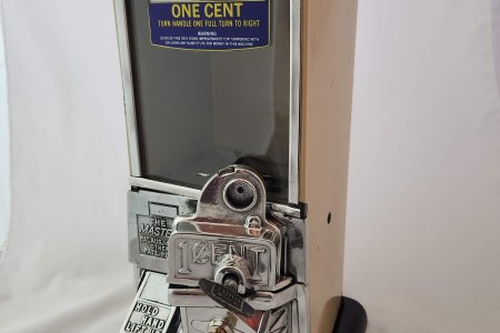 CLASSIC NORRIS MASTER GUMBALL MACHINE - $125 OFF!