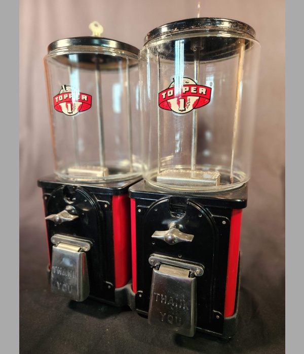 VICTOR TOPPER TWIN "FAT CYLINDER" VENDORS 