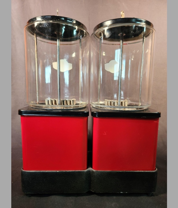 VICTOR TOPPER TWIN "FAT CYLINDER" VENDORS 